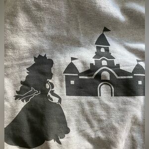 Princess Peach Grey Crewneck Sweatshirt NWOT XL Epic Universe Exclusive